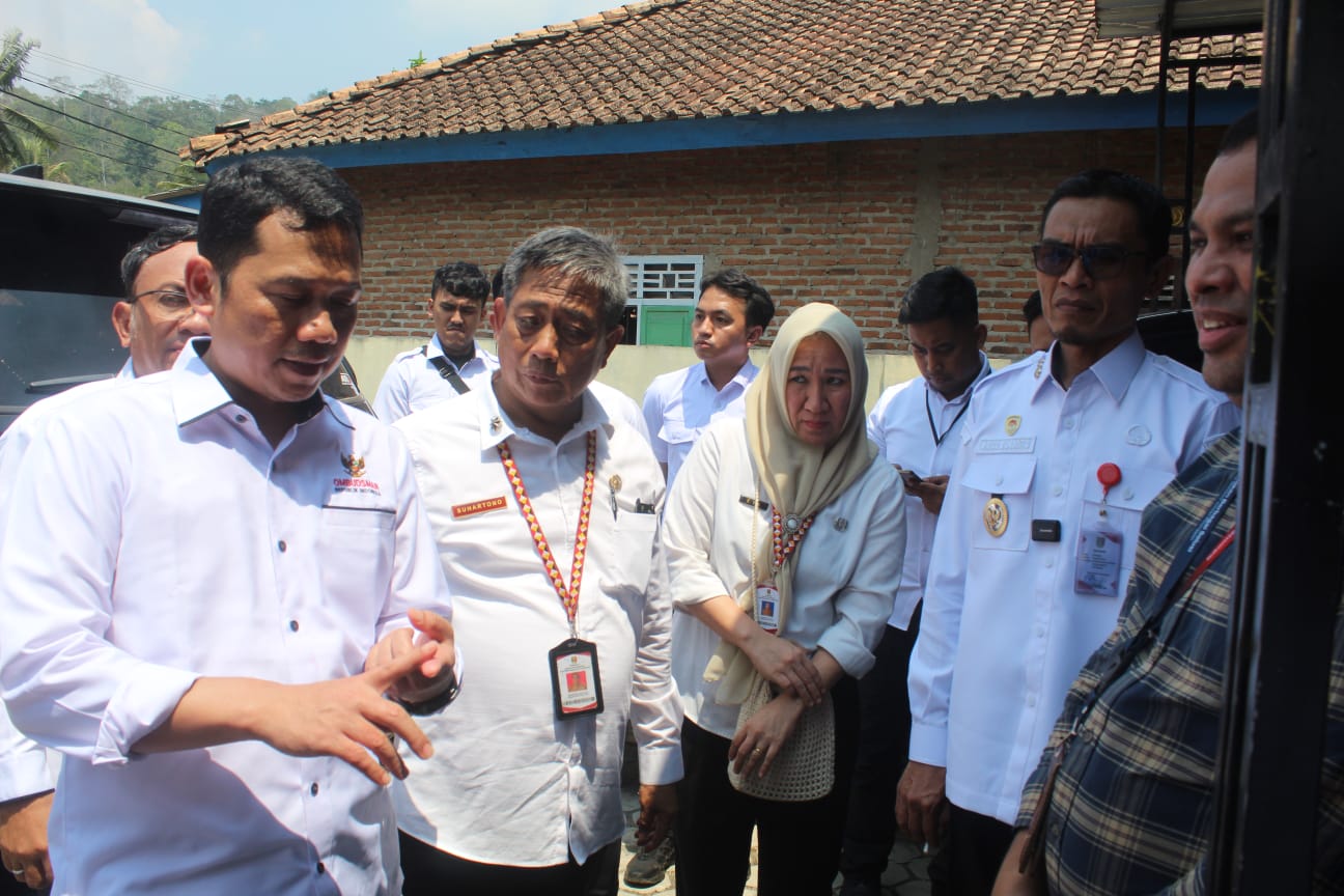 Pemkab Tanggamus Siapkan Repeater dan BTS untuk Atasi 18 Wilayah Blank Spot