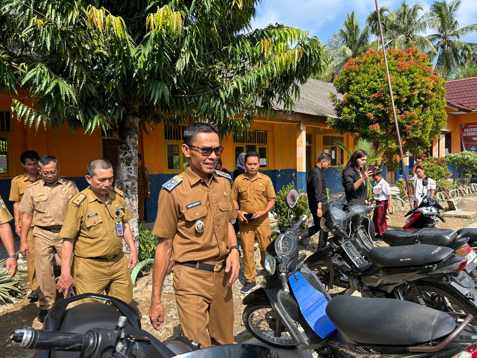 Wabup Tanggamus Kunjungi SDN 1 Sukabanjar Kotaagung Timur 