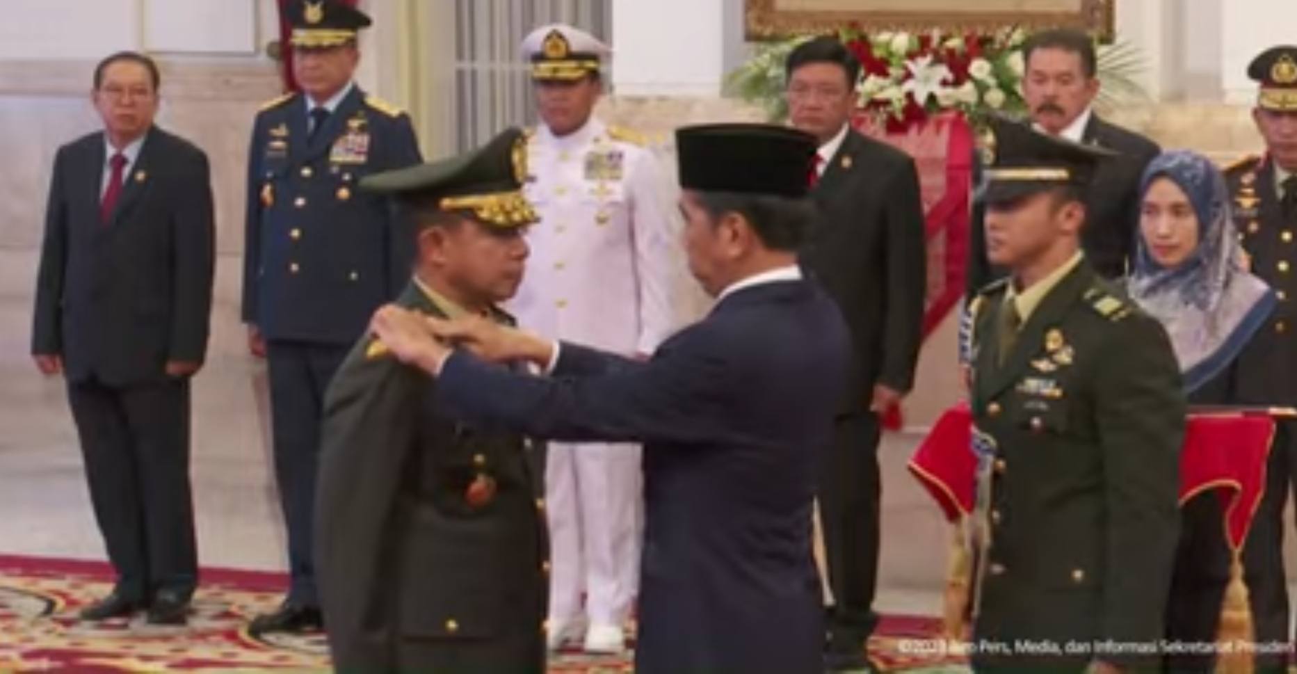 Presiden Jokowi Lantik Jenderal Agus Sebagai Panglima TNI