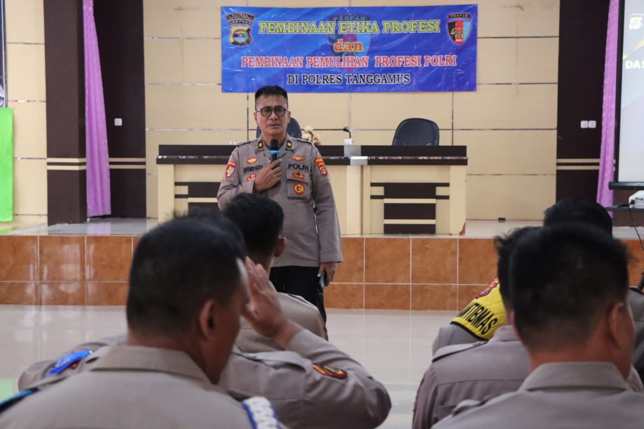 Cegah Pelanggaran Personel, Bid Propam Polda Lampung Berikan Pembinaan ke Anggota Polres Tanggamus 