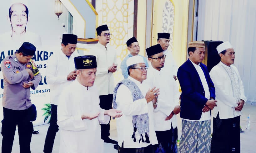 Bupati Pringsewu Hadiri Peringatan Maulid Nabi dan Haul KH. Abdullah Sayuti