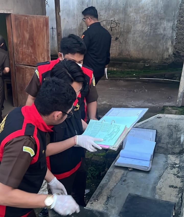 Terseret Korupsi Dana SPP Program PNPM-MP, Mantan Ketua UPK Pardasuka Ditahan Kejari Pringsewu 