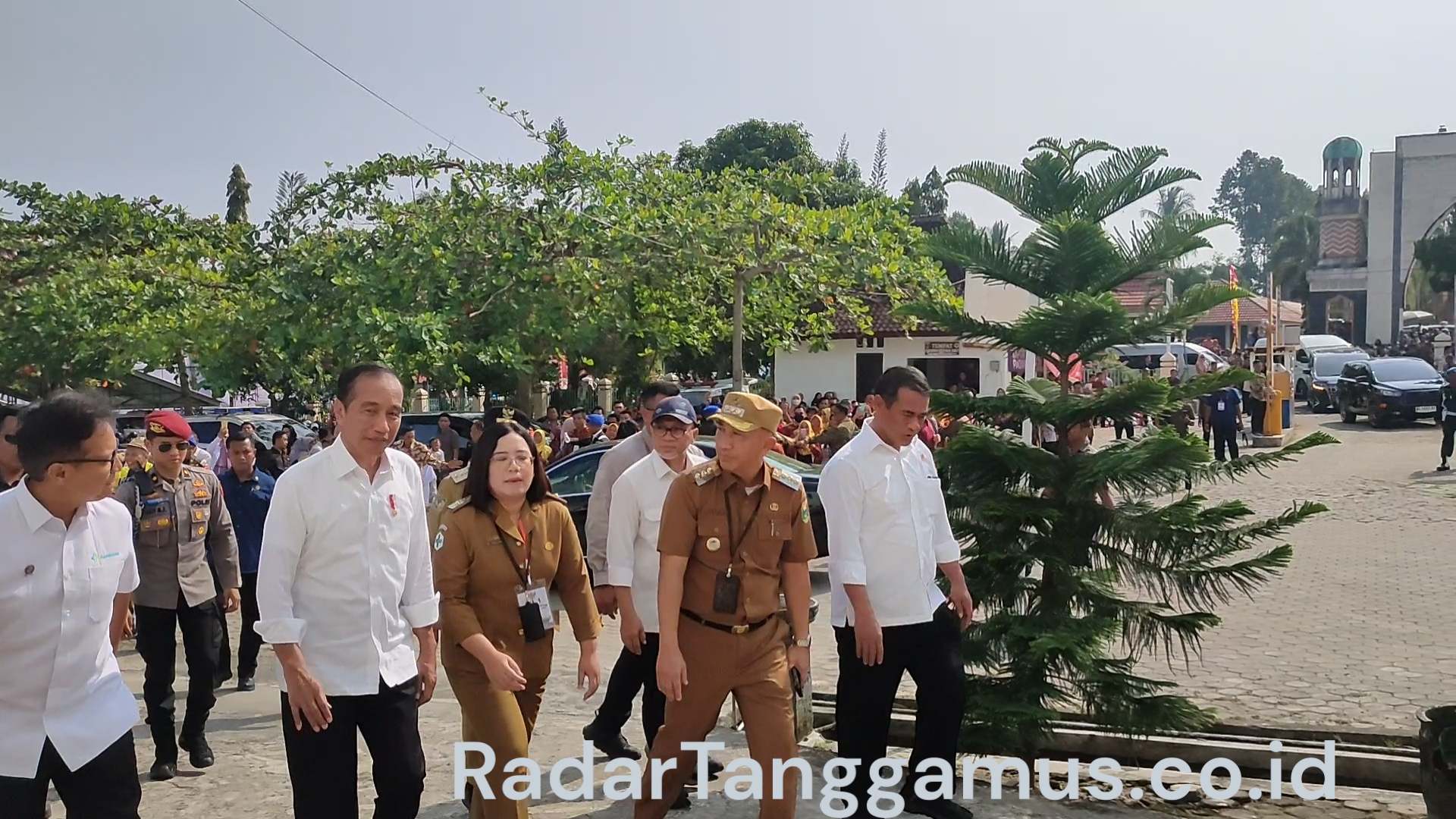 Kunjungi RSUD Batin Mangunang, Jokowi Cek Pelayanan Kesehatan BPJS