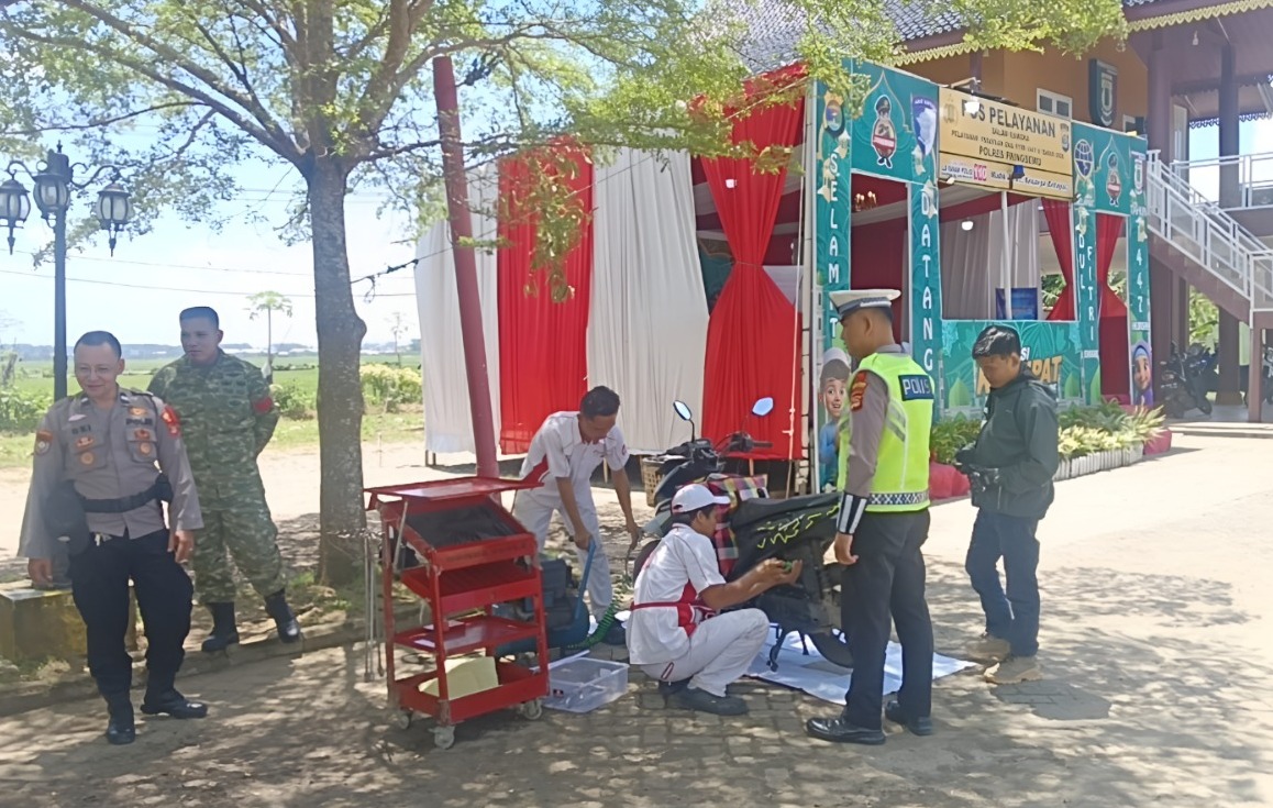 Pos Terpadu Polres Pringsewu Layani Pemudik 24 Jam, Bisa Cek Kesehatan Hingga Bengkel Gratis