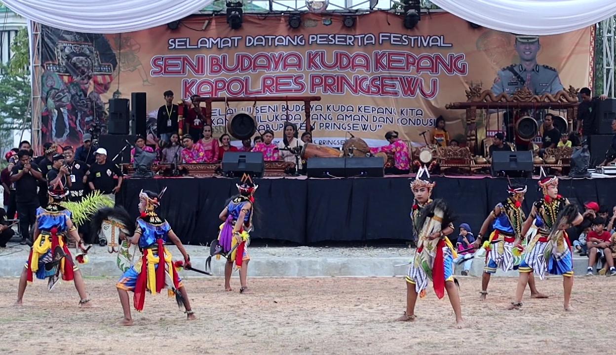 DPRD Fraksi Golkar Apresiasi  Festival Seni Budaya Kuda Kepang Kapolres Pringsewu