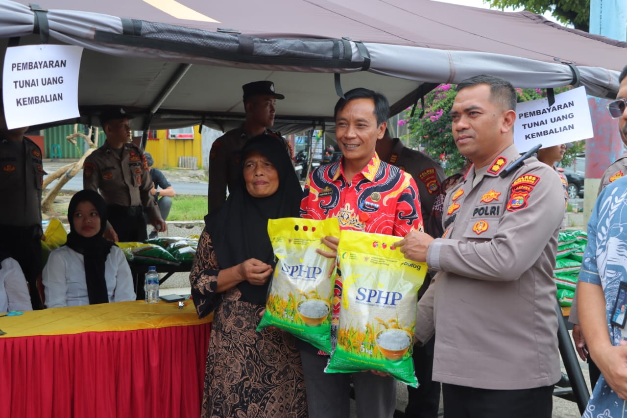 Dihadiri Kapolres GPM di Tanggamus Sediakan 2 Ton Beras Kualitas Medium
