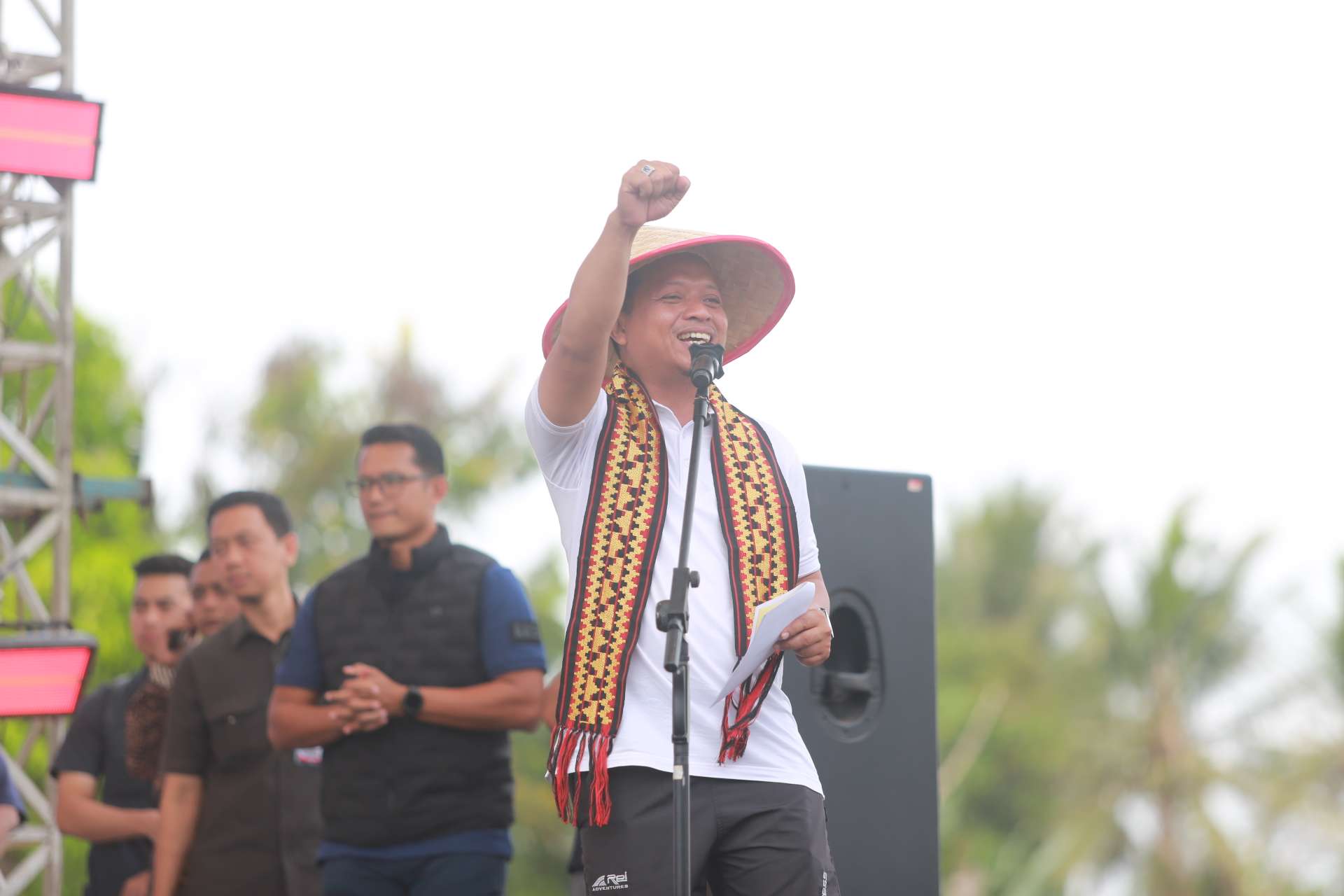 Di Hadapan Mentan Amran Bupati Riyanto Usulkan Bendungan dan Cetak Sawah Baru