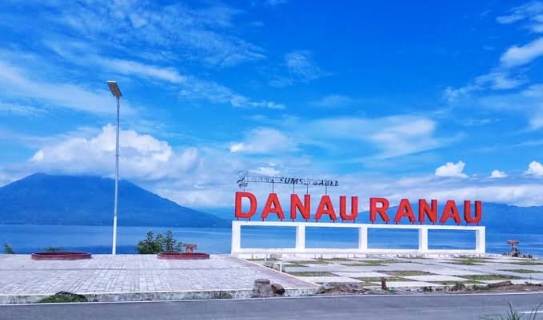 Danau Ranau, Destinasi Wisata Alam dengan Panorama Menenangkan