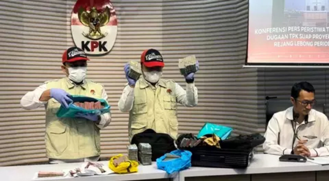 OTT KPK di Rejang Lebong: Penyidik Sita Uang Rp756,8 Juta