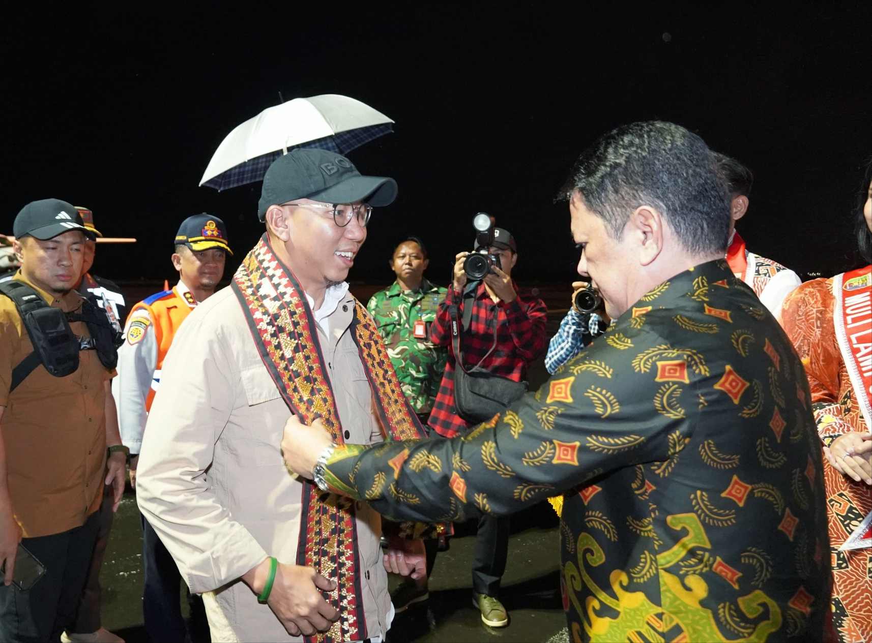 Gubernur Lampung Rahmat Mirzani Djausal Tiba di Lampung Disambut Plh Sekdaprov