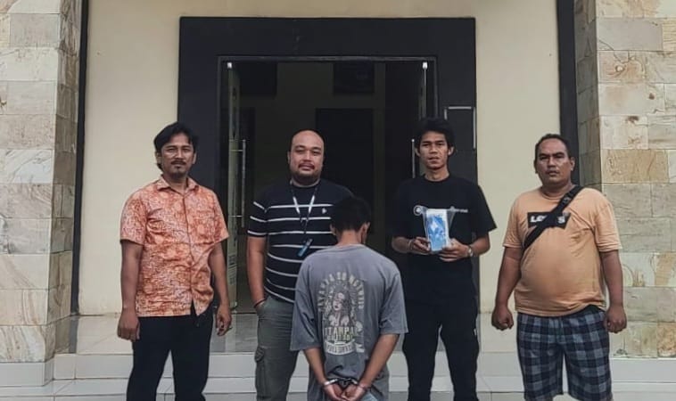 Ikut Terlibat Todong HP Teman, Dika Pratama Ditangkap Polisi 