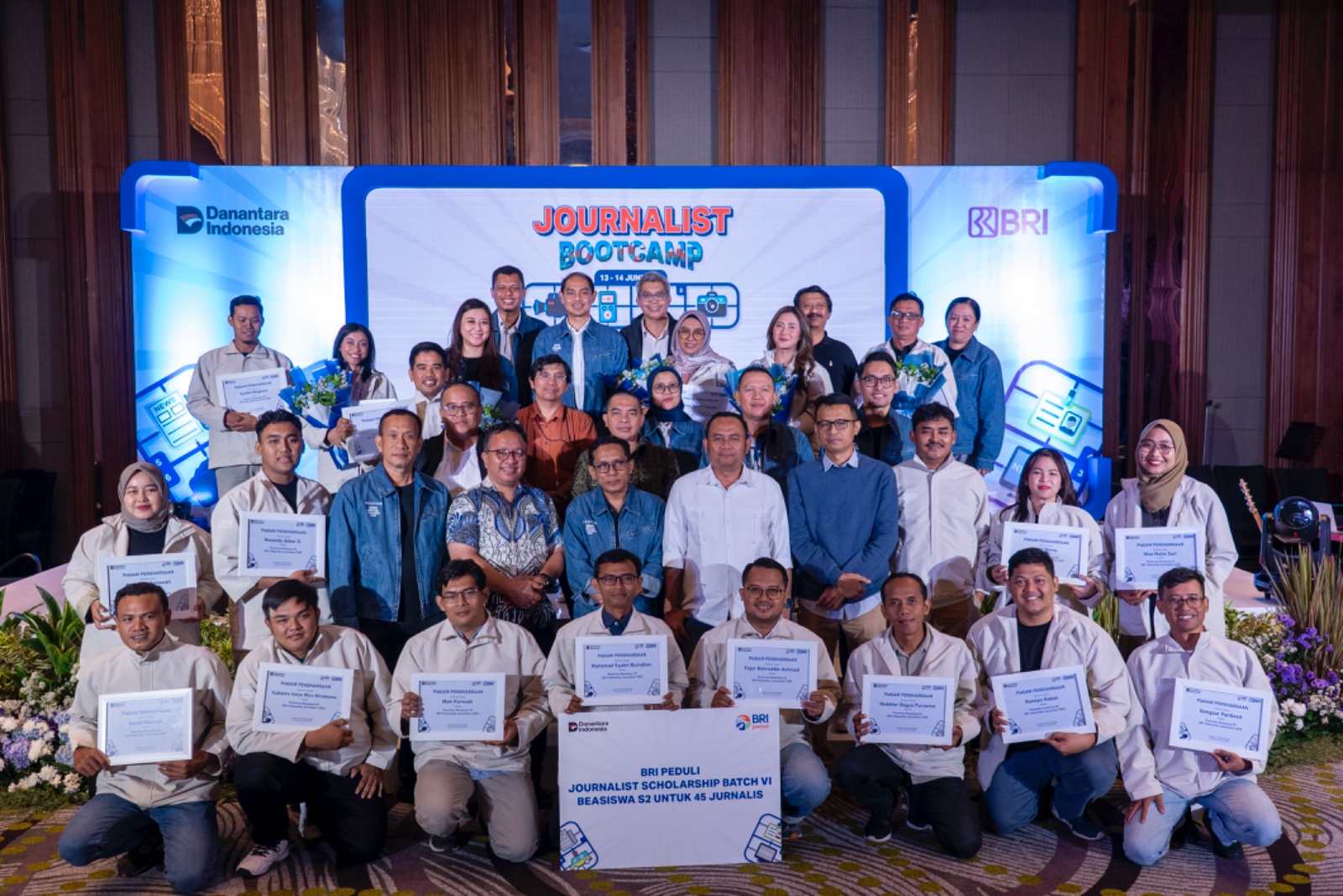 45 Jurnalis Penerima Beasiswa Pascasarjana Program Fellowship Journalism 2025 Dikukuhkan