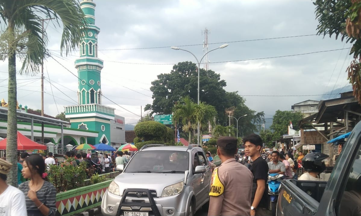 Jaga Situasi Kamtibmas, Polisi Amankan Pasar Takjil di Sejumlah Titik Kabupaten Tanggamus