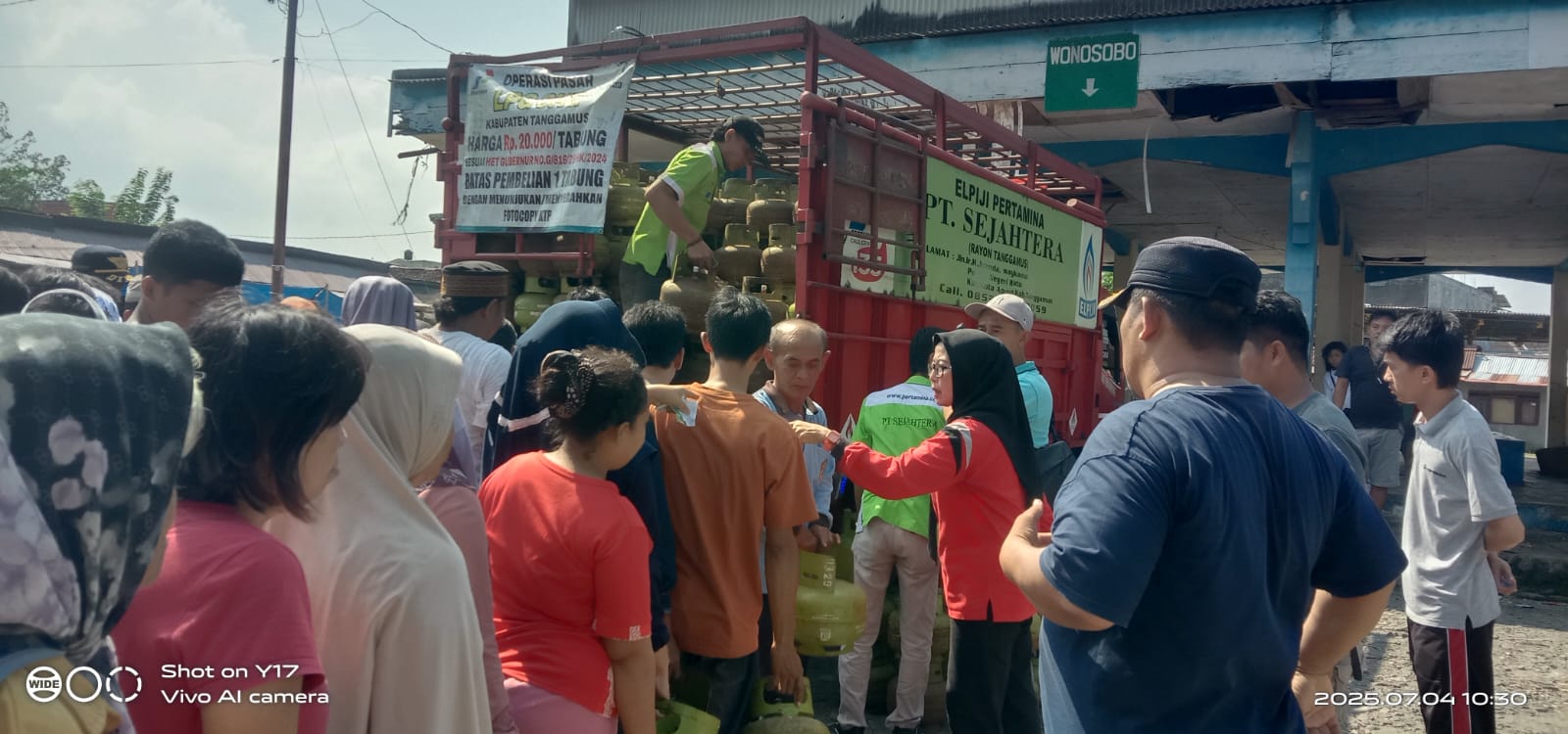 Kurang Dari 2 Jam Operasi Gas Elpiji 3 Kg di Kota Agung Habis Terjual