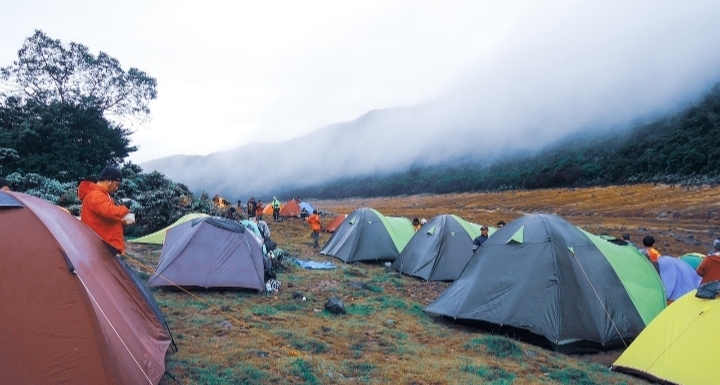 5 Tempat Camping Hits Bogor Jawa Barat, Bikin Nagih!