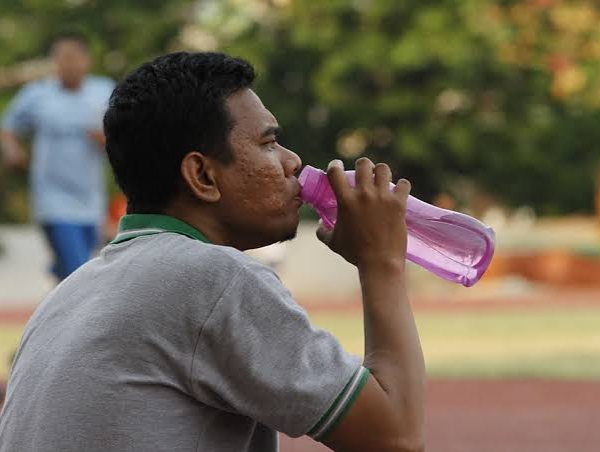 Wajib Tahu! ini 3 Hal yang Tidak Boleh Dilakukan saat Minum