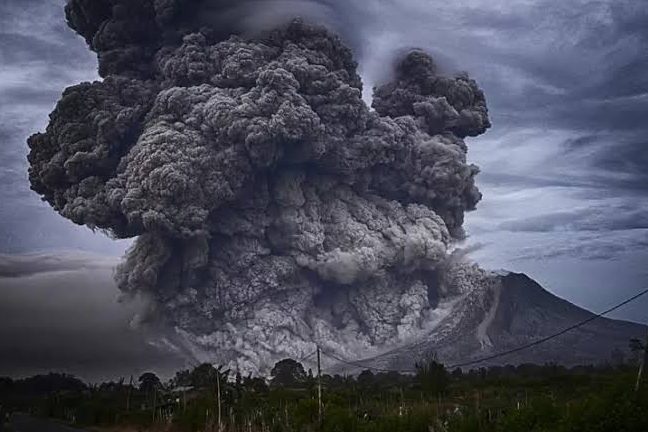 Mengulik Sejarah Gunung Krakatau, Letusan Dahsyatnya Memisahkan Pulau Jawa dan Sumatra