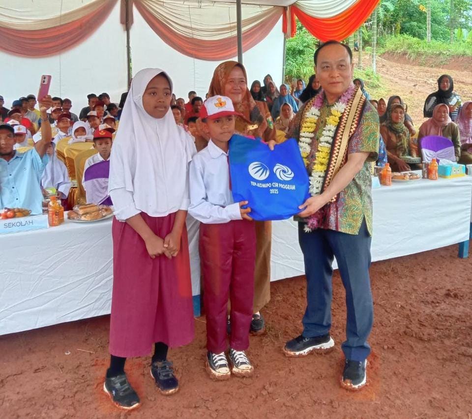 PT TEP Salurkan Bantuan Sarana Pendidikan Bagi Siswa SDN 1 Gunung Doh