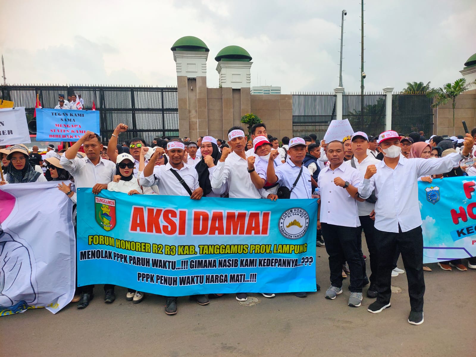 Forum Honorer Tanggamus Ikut Aksi Damai ke Jakarta, Tuntut Diangkat PPPK Penuh Waktu