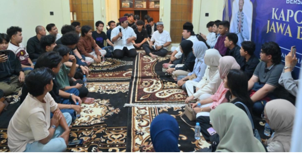 Ramadan Penuh Keakraban, Kapolda Jabar Bukber Bareng Mahasiswa Lampung di Bandung