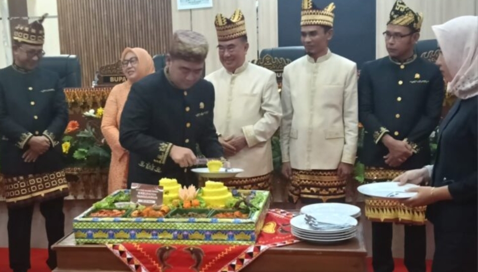 Paripurna HUT ke-29 Tanggamus, Pemkab dan DPRD Tegaskan Komitmen Pembangunan