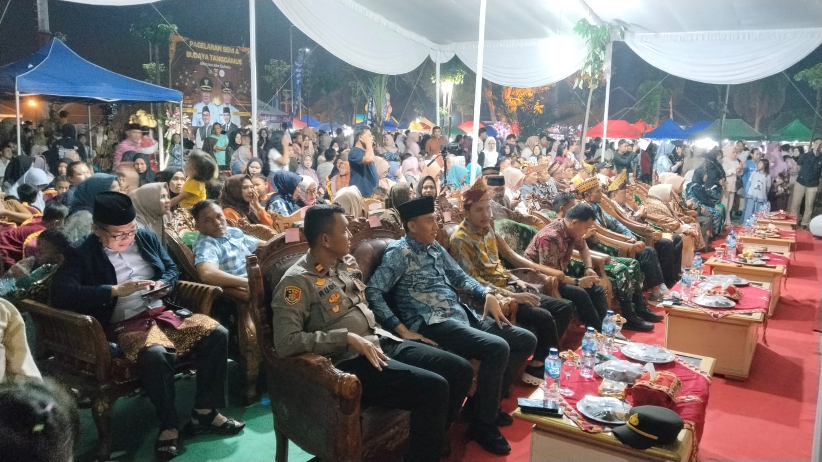 Bupati Tanggamus Apresiasi Pagelaran Seni dan Budaya yang digelar di Taman Soekarno Kota Agung