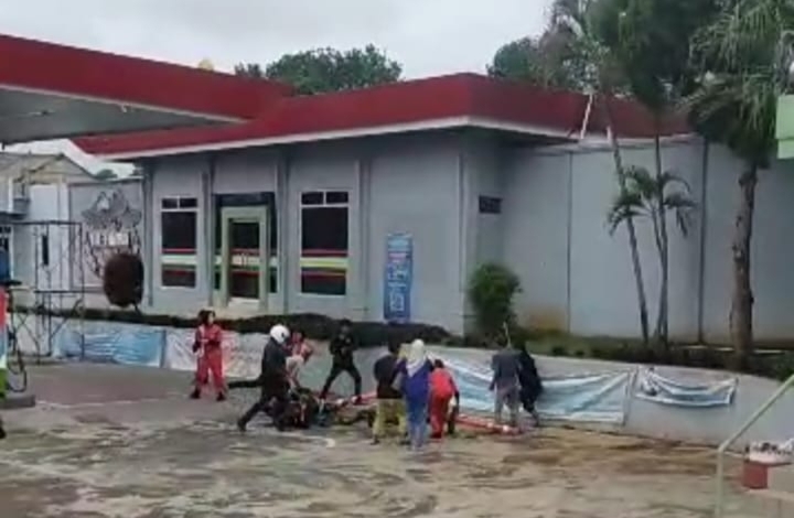 Viral! Aksi Jambret di SPBU Kurungan Nyawa Pesawaran Lampung, Ini Kronologisnya  