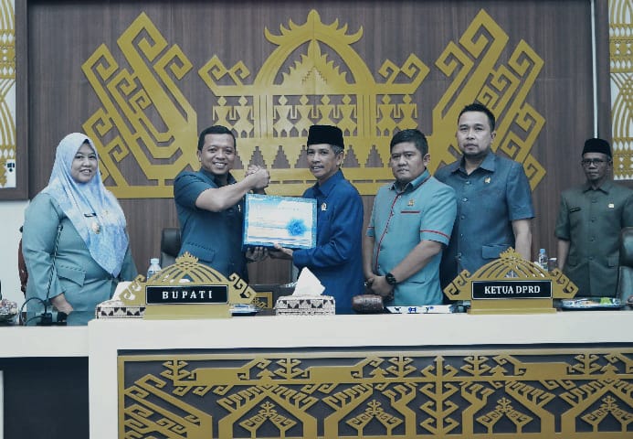 Bupati Pringsewu Sampaikan Rancangan Perubahan APBD 2025