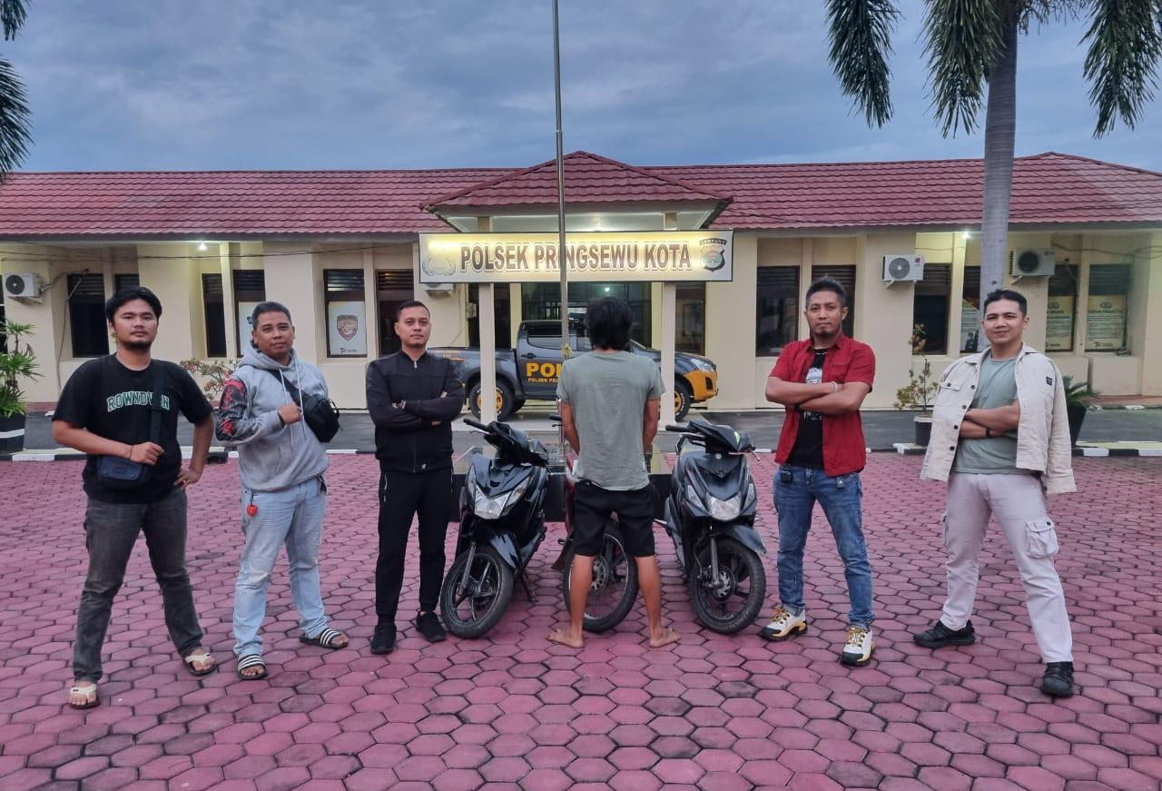 Polisi Amankan Dua Pelaku Penipuan dan Penggelapan Motor di Pringsewu