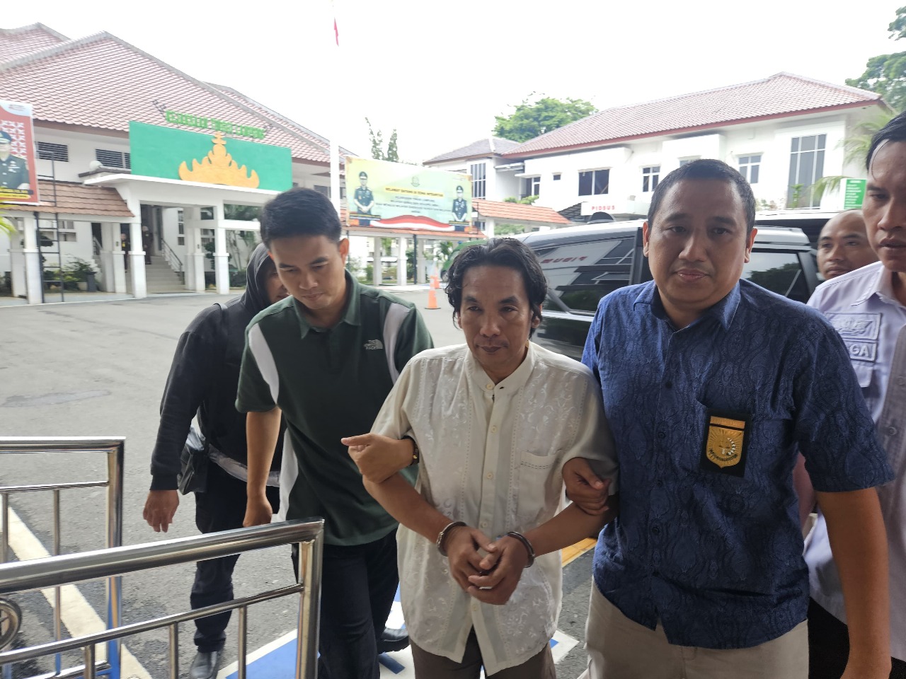 Tim Tabur Kejati Lampung Tangkap DPO di Wilayah Jati Agung