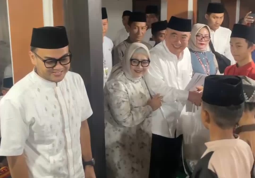 Bupati Tanggamus Rayakan HUT ke-67 dengan Bukber dan Santunan Sosial