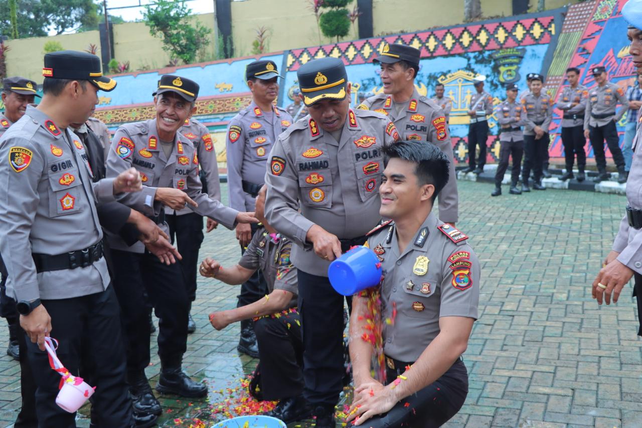 38 Personel Polres Tanggamus Termasuk Kapolsek Pugung dan Kapolsek Cukuhbalak