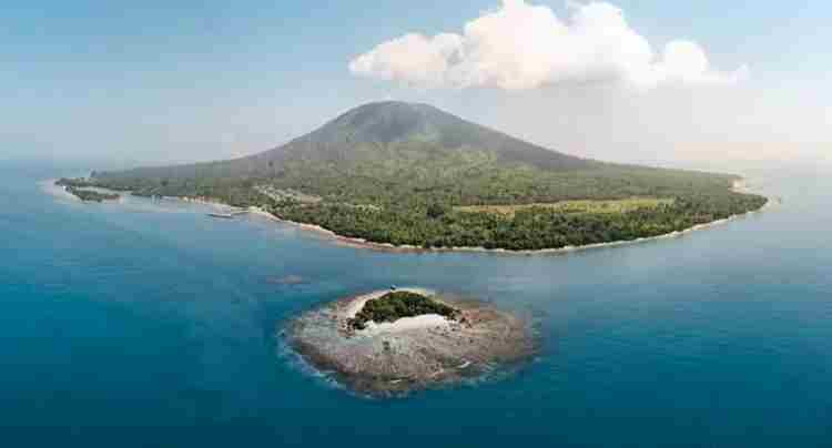 Inilah Dibalik Misteri Gunung Krakatau Yang Membuat Bulu Kuduk Merinding