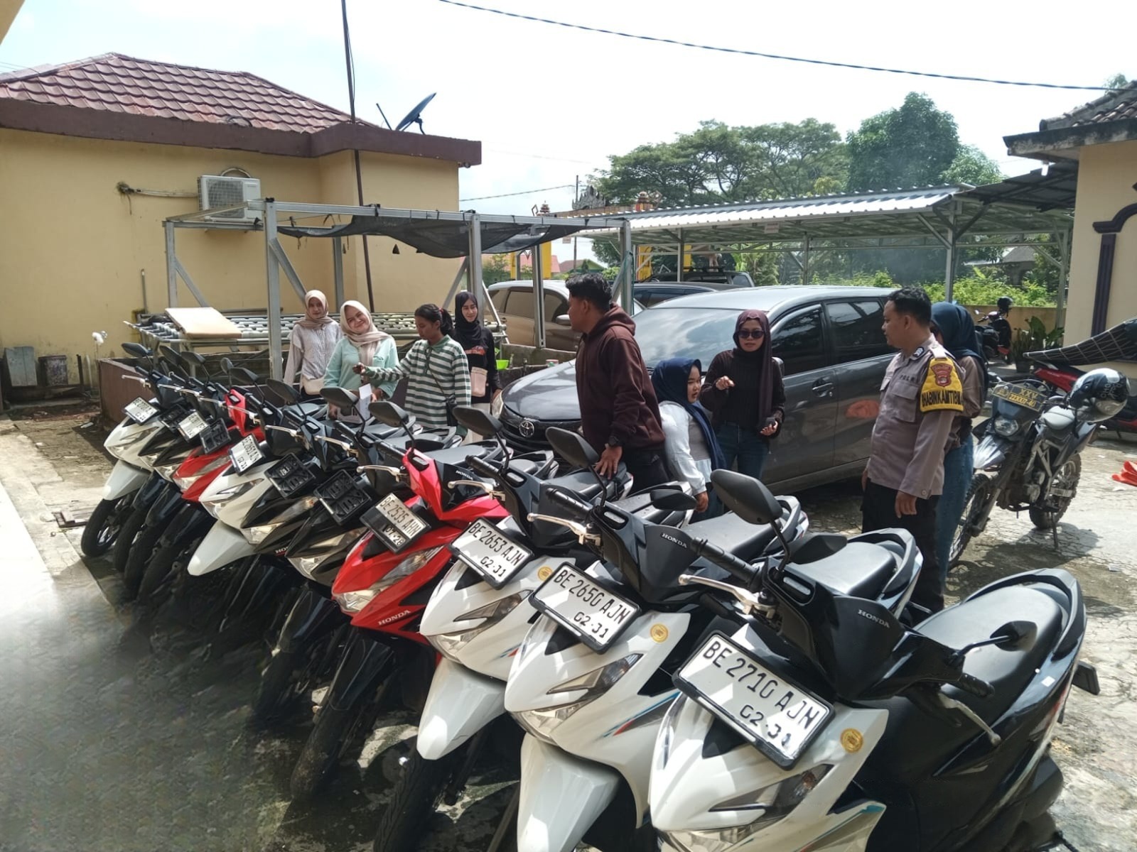 Usai Mudik Lebaran, Warga Pringsewu Mulai Ambil Kendaraan Titipan Kantor Polisi 