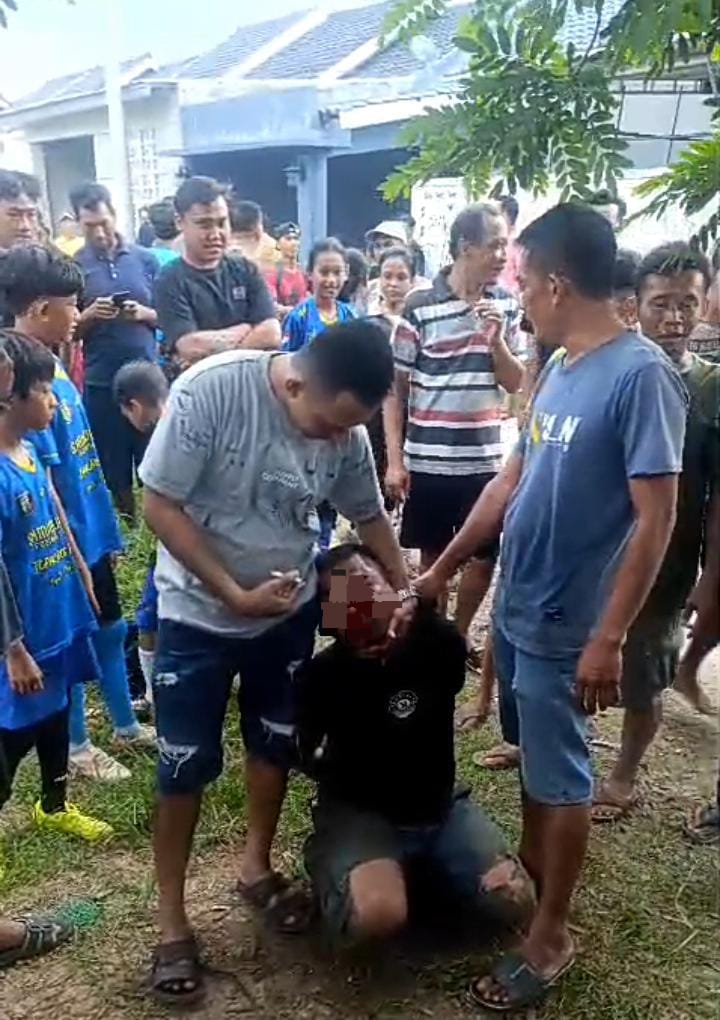 Pelaku Curanmor di Pringsewu Babak Belur di Hakimi Massa
