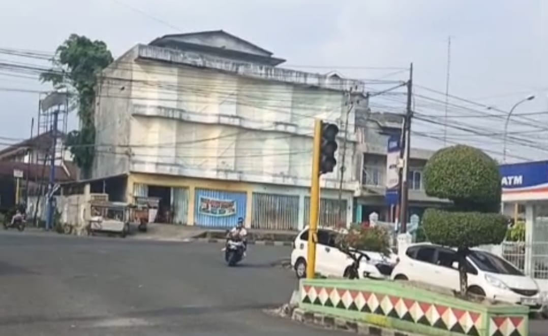 Lampu Merah di Tanggamus Tidak Berfungsi, Kadishub: Perbaikannya Mahal