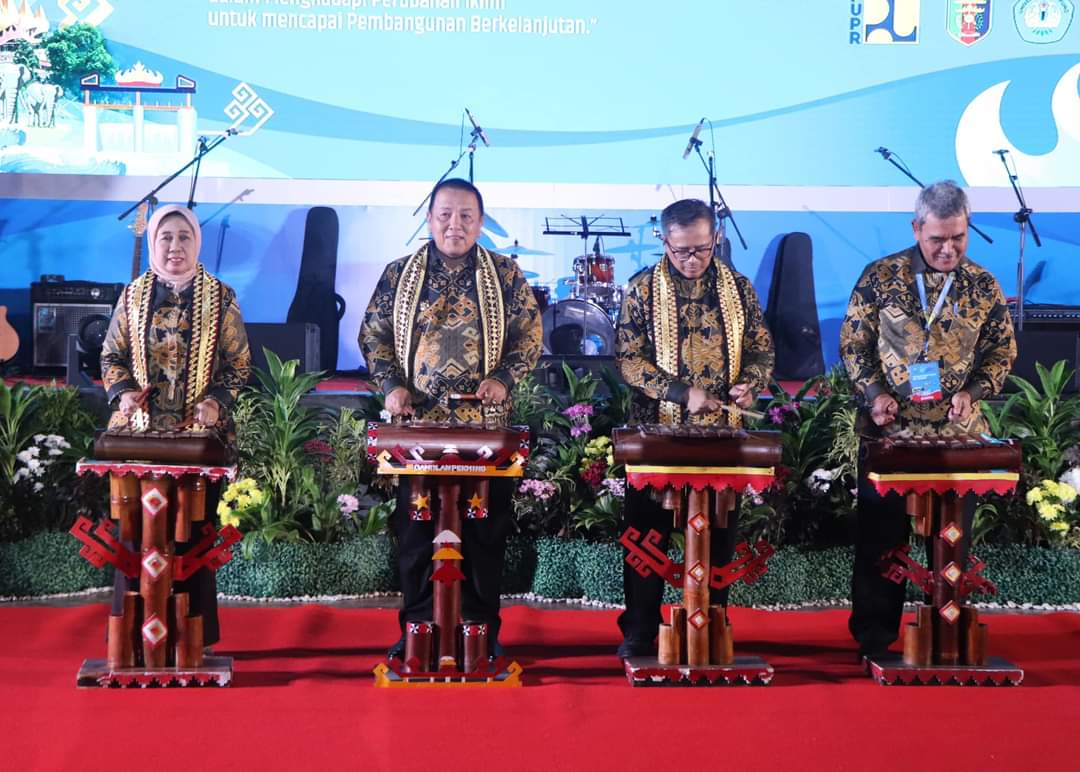 Gubernur Lampung Arinal Djunaidi Hadiri Pertemuan Ilmiah Tahunan dan Kongres HATHI