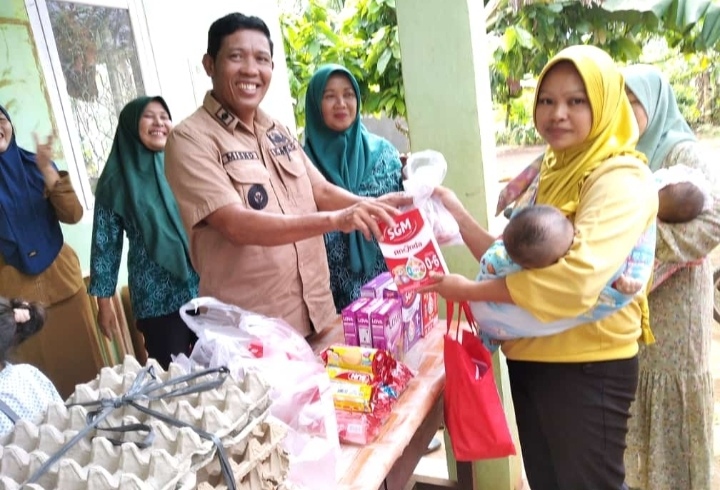 Pekon Sinar Jawa, Rutin Berikan Bantuan Makanan Tambahan 