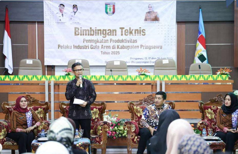 Pemkab Pringsewu Gelar Bimtek Peningkatan Produktivitas Pelaku Industri 2025
