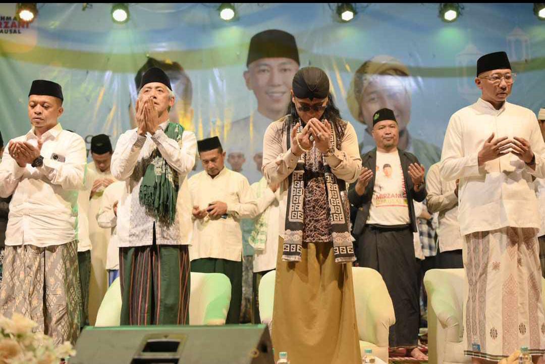 4 Bacalonkada Berebut Simpati Masyarakat di Acara Sholawat Pringsewu Bersama RMD 