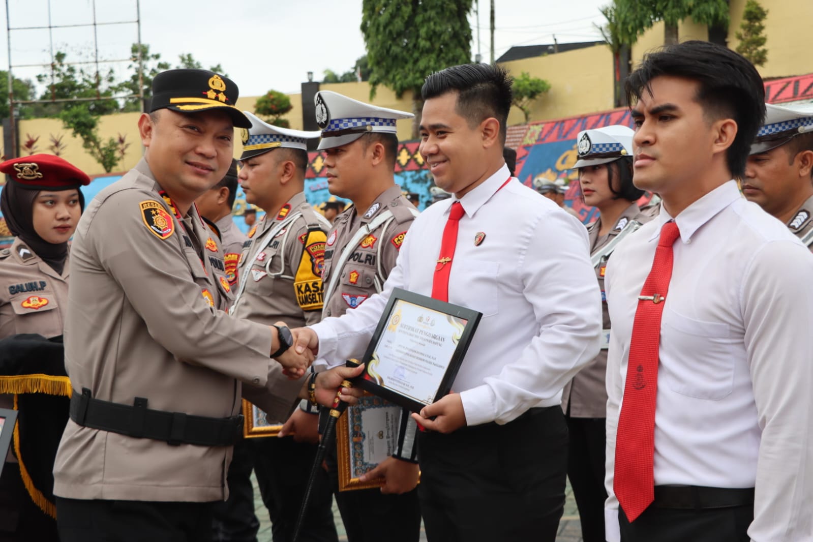 Kinerja Sentra Gakkumdu Baik, Satreskrim Polres Tanggamus Raih Penghargaan dari Bawaslu 