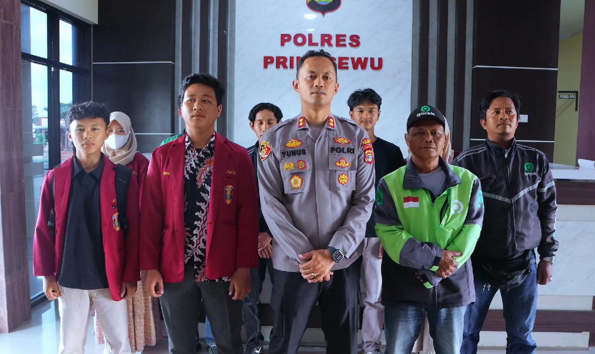 Kapolres Pringsewu Bersama Ojol dan Mahasiswa Ajak Warga Jaga Kondusifitas Pasca Insiden Jakarta