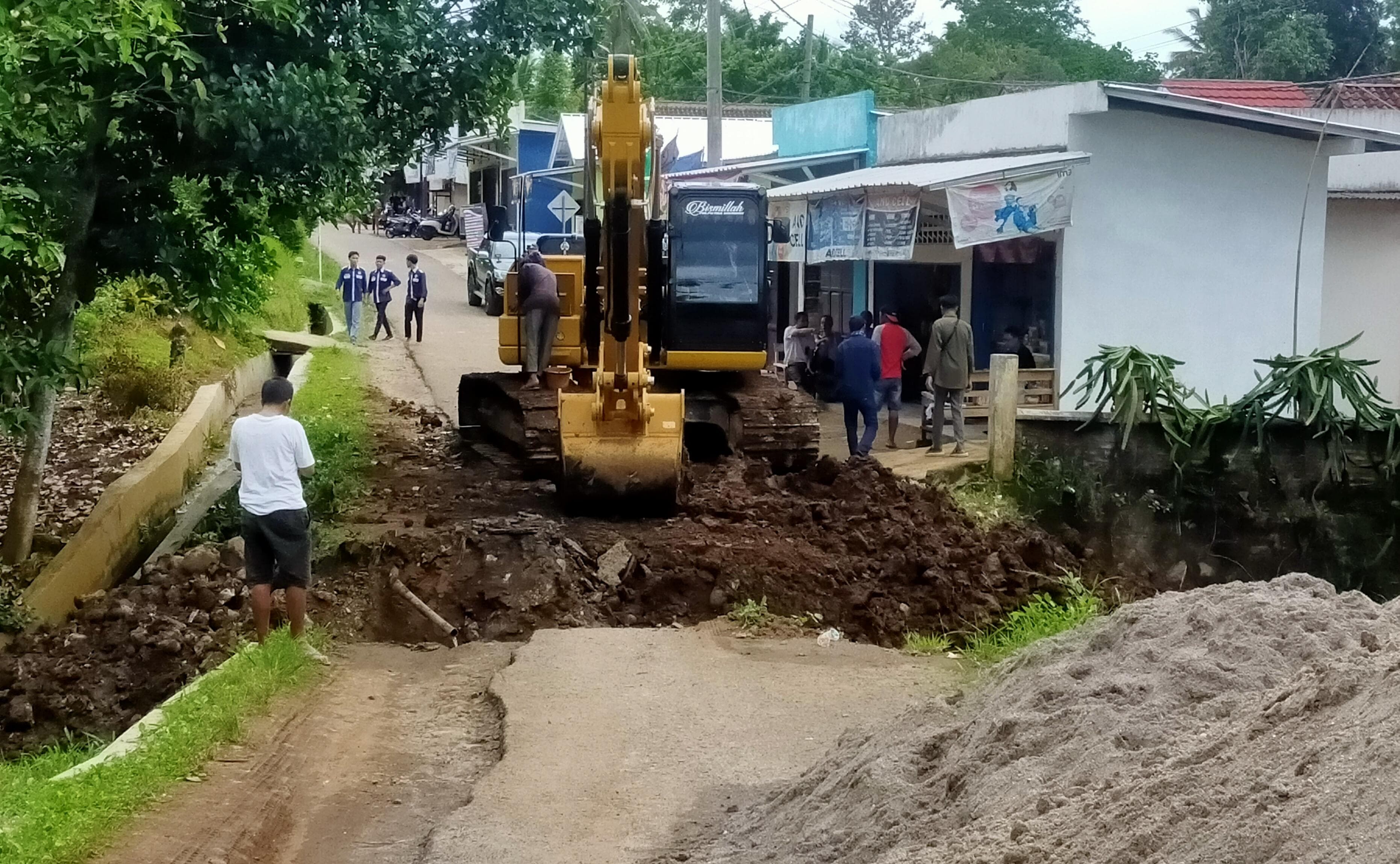 Akhirnya Jalan Mangkubumi Pekon Talang Rejo Kotaagung Timur Dibangun