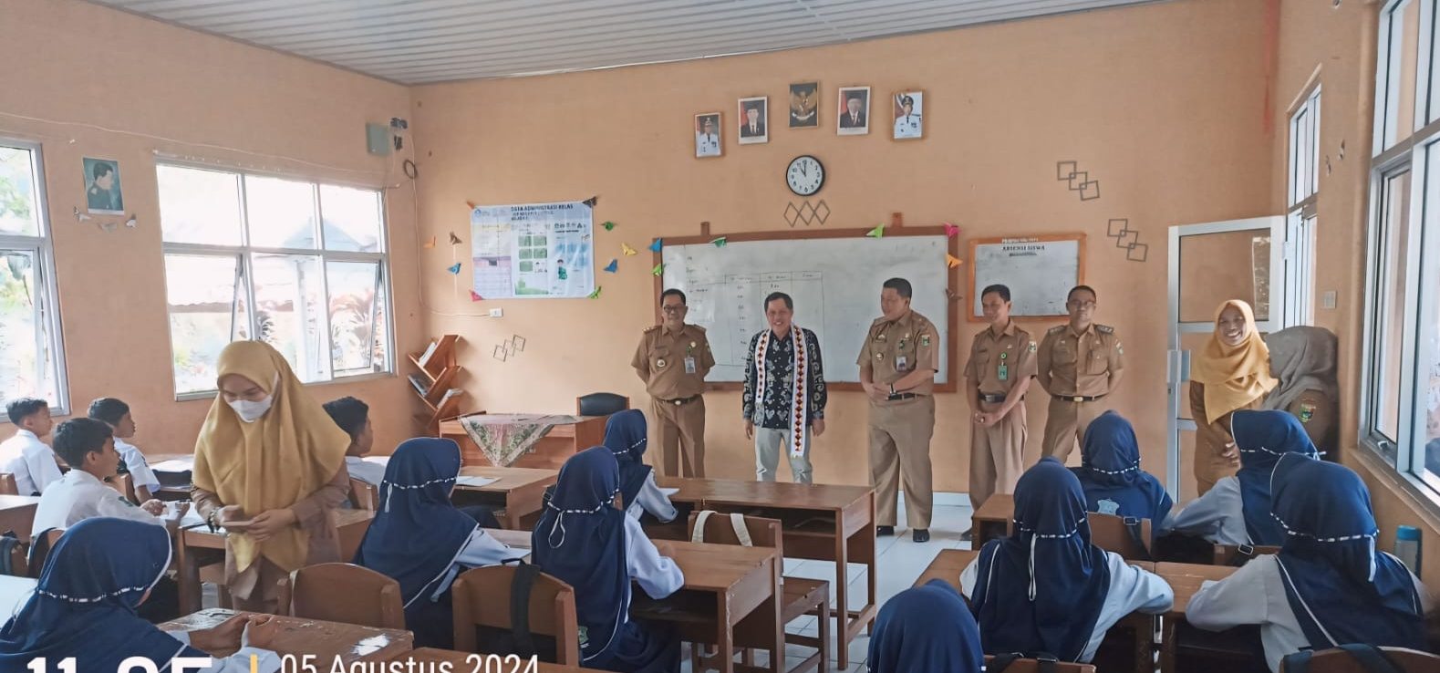 Tim Penilai LSS-UKS/M Provinsi Lampung Lakukan Penilaian di SMPN 1 Gisting Tanggamus 