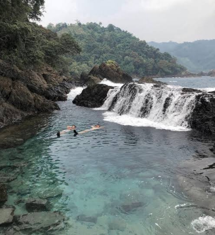 5 Tempat Wisata Pantai Paling Populer di Kabupaten Tanggamus