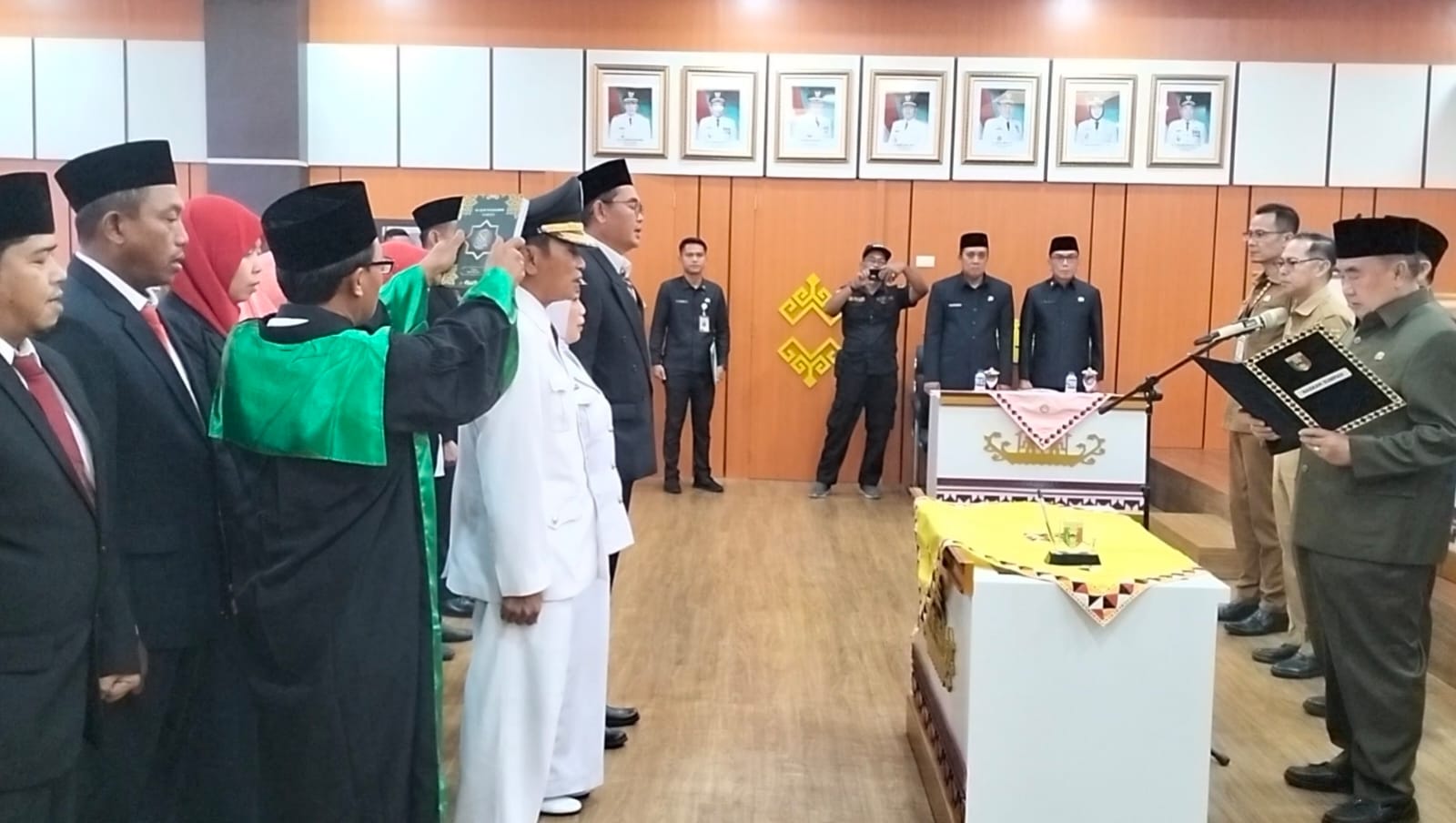 Bupati Tanggamus Lantik 12 Pejabat, Tekankan Integritas dan Pelayanan Prima