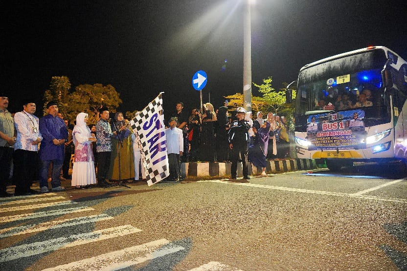 Ratusan Jamaah Calon Haji Asal Pringsewu Dilepas Bupati 