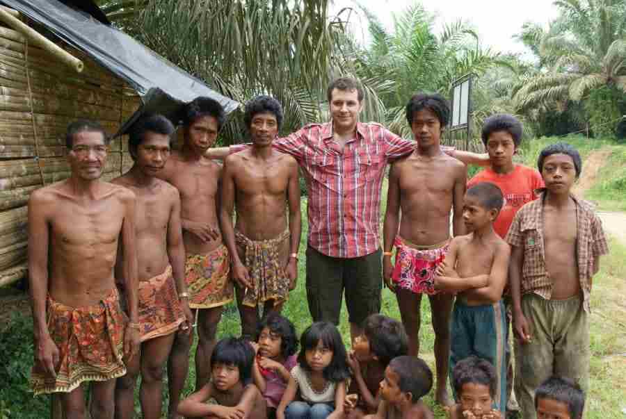Inilah Suku Kubu Yang Masih Hidup Di Pulau Sumatra. Kenali Ciri Cirinya