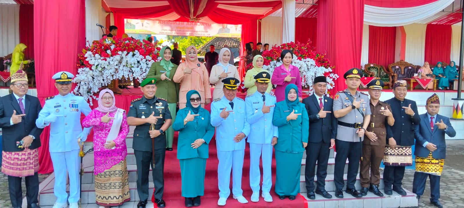 Bupati Moh.Saleh Asnawi Jadi Inspektur Upacara Peringatan HUT Ke 28 Kabupaten Tanggamus 