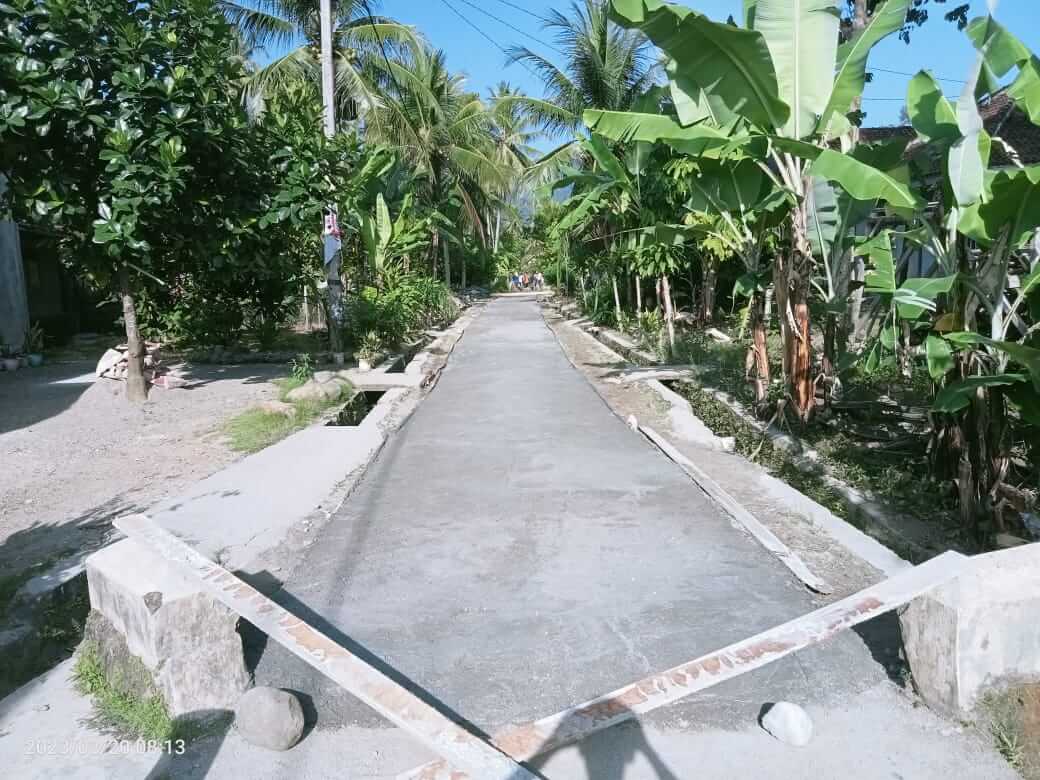 Manfaatkan DD Tahun 2023, Pekon Srikuncoro Bangun Infrastruktur Jalan dan Drainase